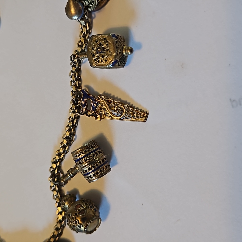 Bracelet - Picture 4 of 5